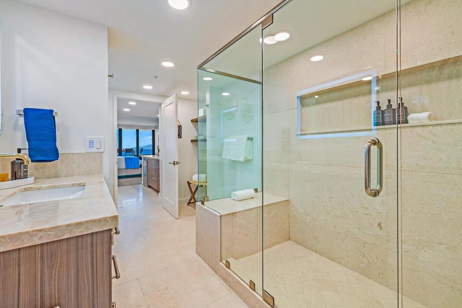 Apartmán Kaanapali Shores 702 Kahana