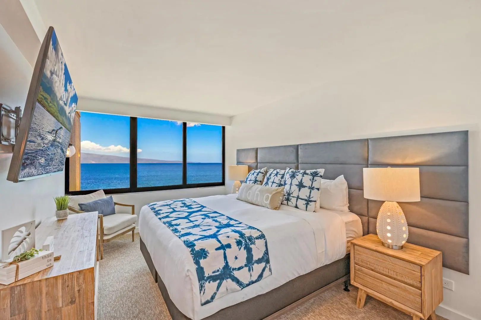 Kaanapali Shores 702 Kahana Apartment